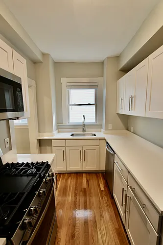 55 Estes Street Apartment Photo 1