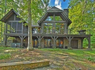 297 Peregrine Rdg, Lansing, WV 25862