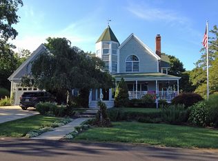 24 Bryer Ave, Jamestown, RI 02835