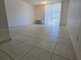 16450 NW 2nd Ave