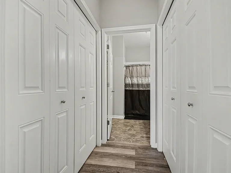 660 Braeside Dr SE — Photo 10