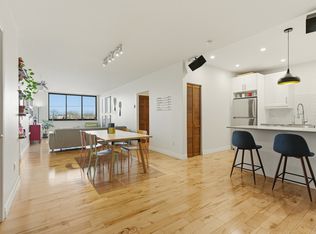 6339 Rue St #305, Montreal, QC H2S2L9