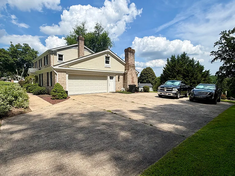 2511 Claret Dr — Photo 11