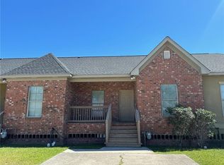 305 Bella Sera Ln, Slidell, LA 70461