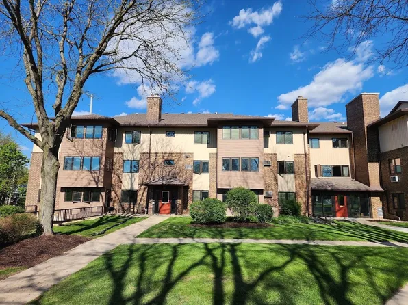 5 Maple Wood Ln Unit 307, Madison, WI 53704