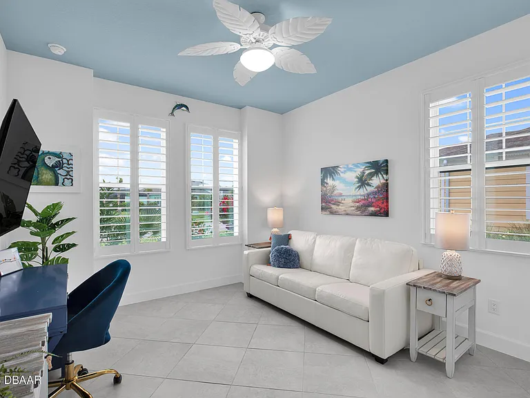 819 Coral Reef Way — Photo 14