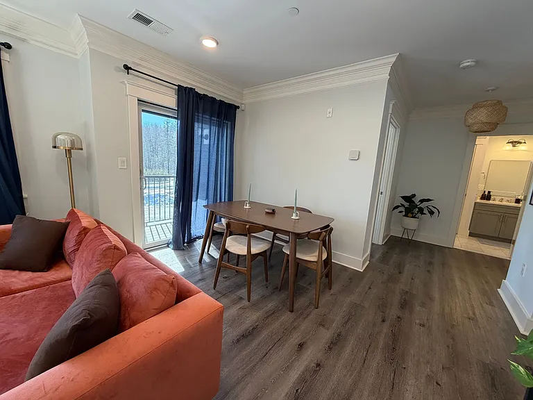 13-18 Hennery Way — Photo 6