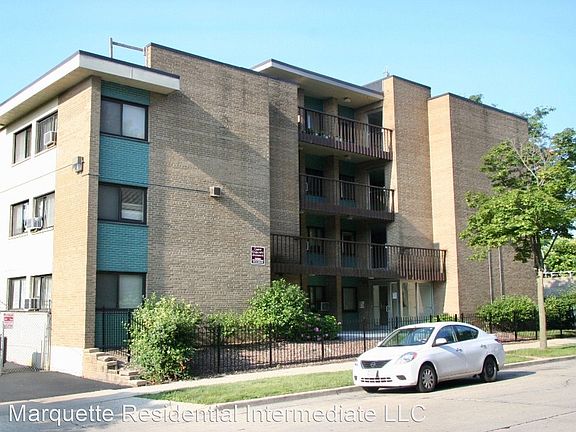 2nd image of 2125 W Kilbourn Ave #9290046