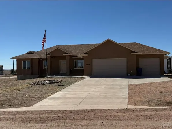1194 E Gunpowder Ln, Pueblo West, CO 81007