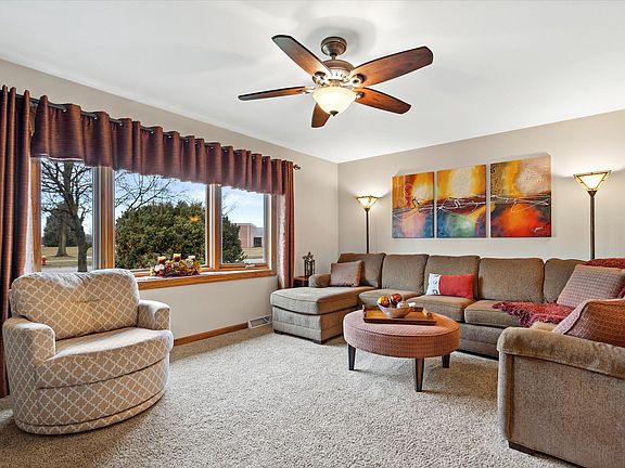 2nd image of 9014 S Carollton Dr