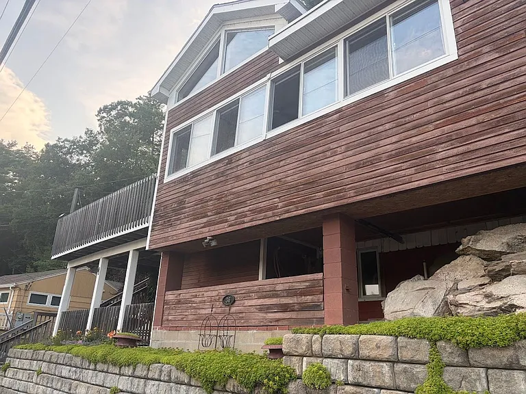 36 Cobbetts Pond Rd — Photo 15