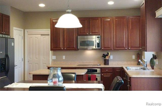 2nd image of 16432 Johnson Creek Dr