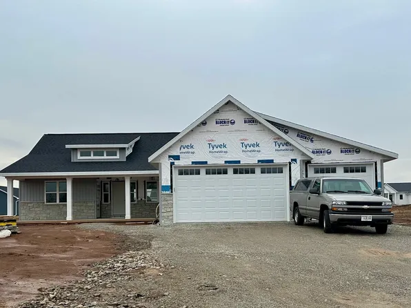 5711 N Sequoia Dr, Appleton, WI 54913