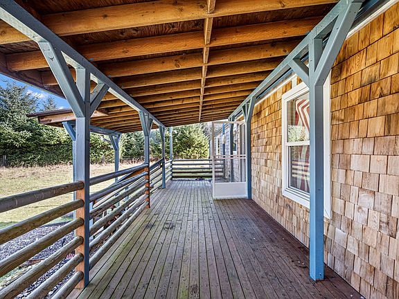 4th image of 4834 Yachats River Rd