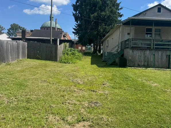 920R Jefferson Ave, Huntington, WV 25704