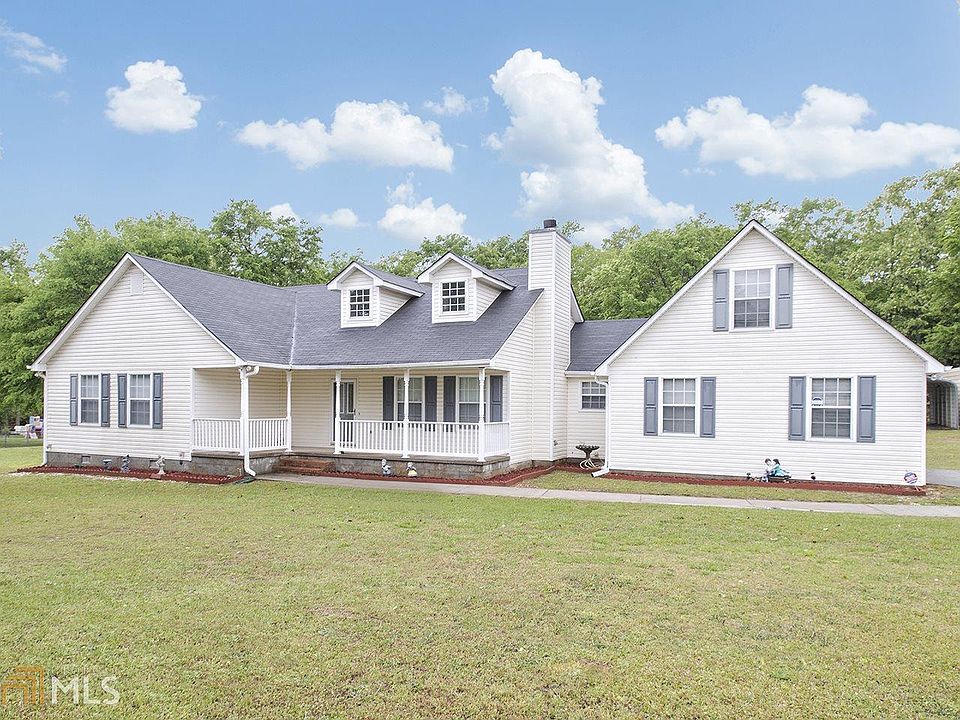 2nd image of 108 New Hope Rd