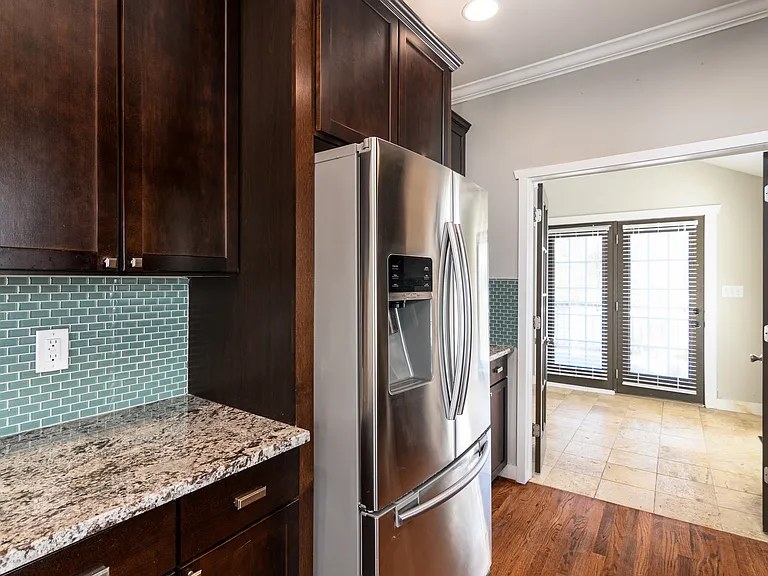 327 Mill Rd — Photo 13
