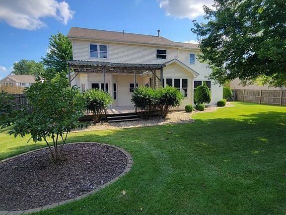 2nd image of 40 Hodgehaven Cir