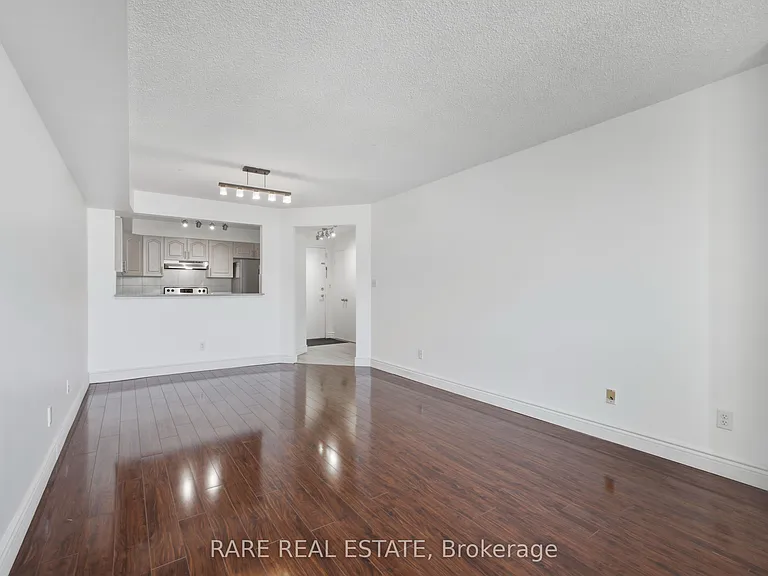 400 McLevin Ave #1807 — Photo 5