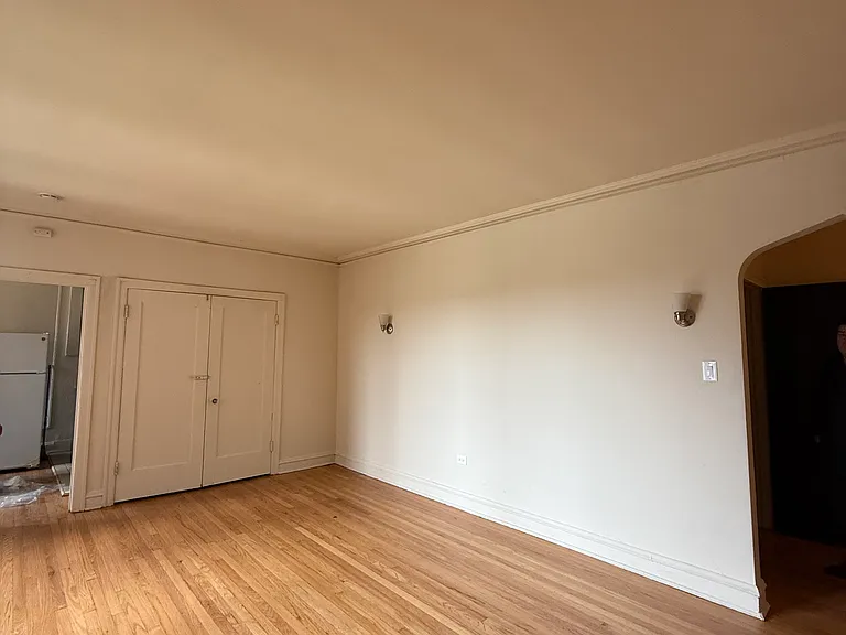 6838 S Jeffery Blvd — Photo 6
