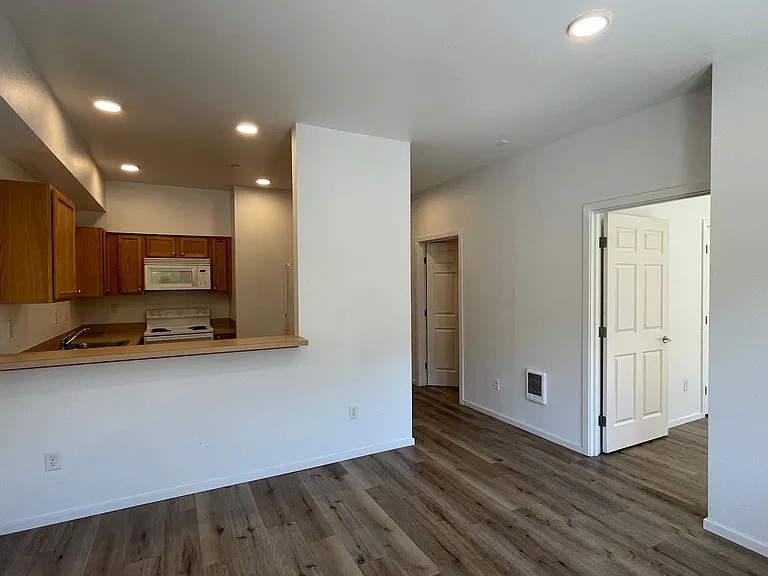 1211 Jersey St — Photo 103