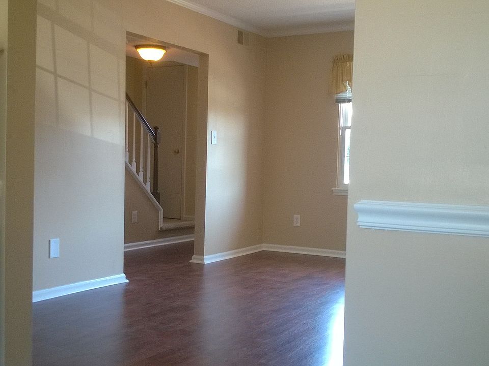 Looking through Living into entry