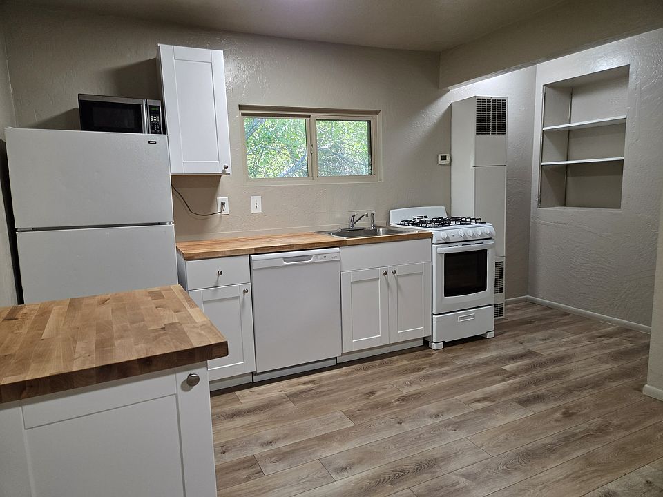 1st image of 201 E Ellery Ave #3
