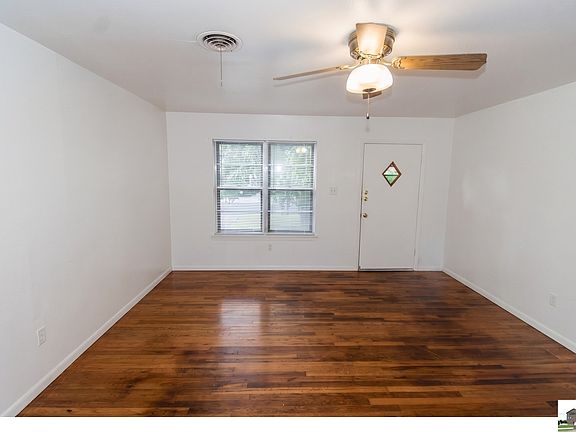 2nd image of 304 Ridge St