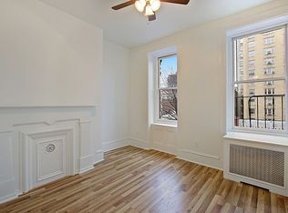 163 W 10th St APT 5FE, New York, NY 10014