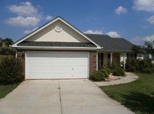 320 Sarah Dr, Athens, GA 30606