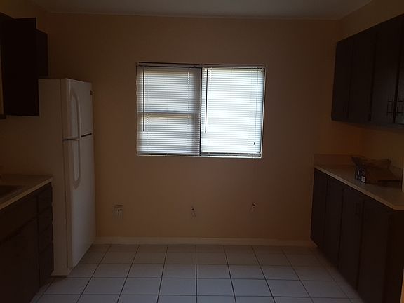 5th image of 4230 E Sandalwood Cir S