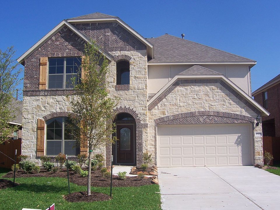1st image of 17322 Woodfalls Ln