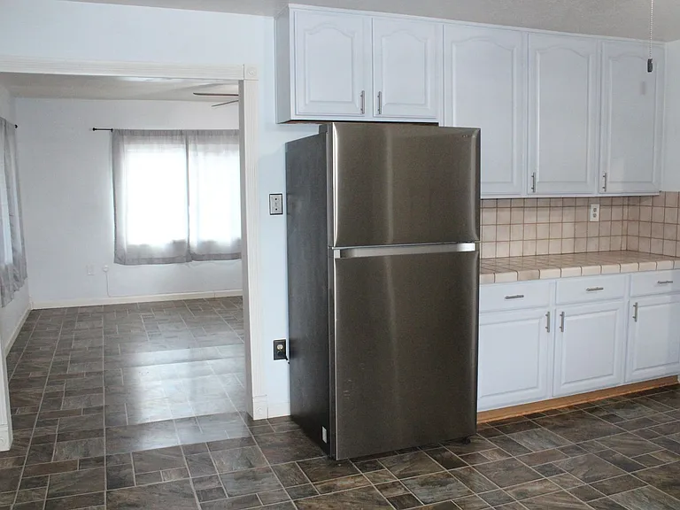 135 Poinsettia Ave — Photo 11