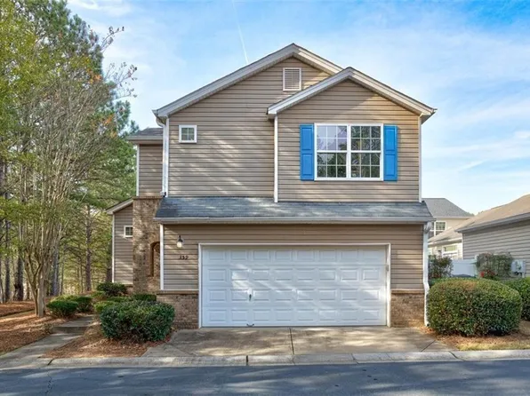 359 Hiawassee Dr, Woodstock, GA 30188