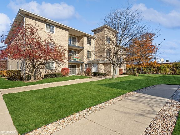 2nd image of 12910 W 159th St APT 3A