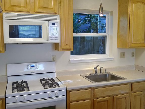 4th image of 1242 McKendrie St #Adu