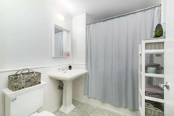 Sold by Compass | media 8