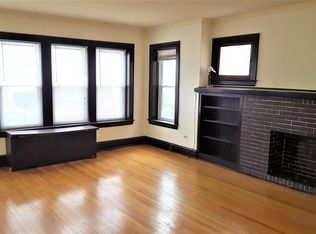 4126 N Whipple St APT 1, Chicago, IL 60618