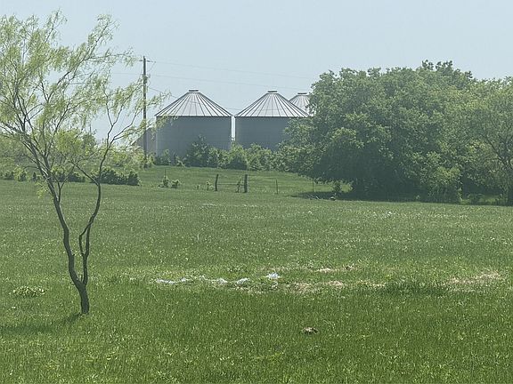 2nd image of 340 Private Road 4512