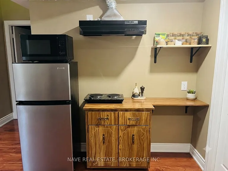 101 Naughton Dr #BASEMENT — Photo 5