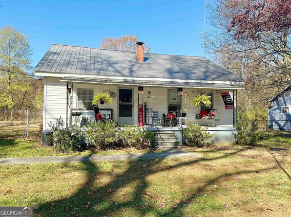 321 11th St, Summerville, GA 30753