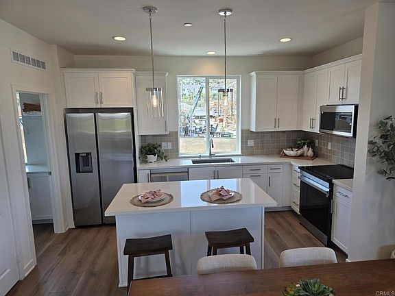 3rd image of 7611 Quest Ln