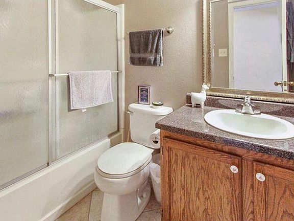4th image of 7704 Santa Rosalia St NW