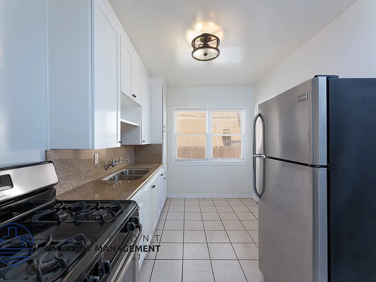 1249 E 3rd St — Photo 34