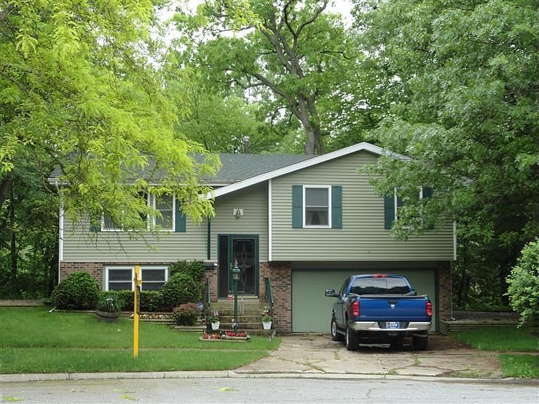 1st image of 1533 Howard Ct