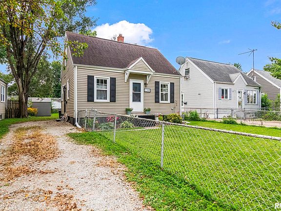 4th image of 2268 E Keys Ave