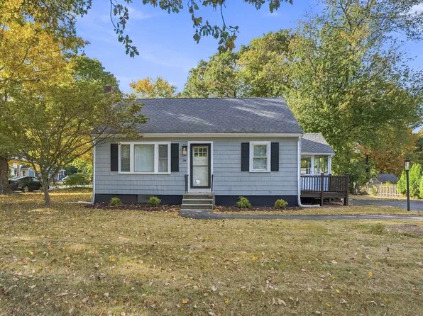 244 Mechanic St, Foxboro, MA 02035