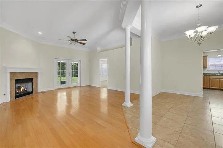 10737 Sycamore Ridge Ln — Photo 4