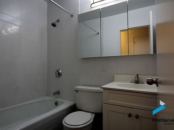 4th image of 343 E 76th St APT 5C