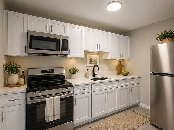 4th image of 2819 Presbury St